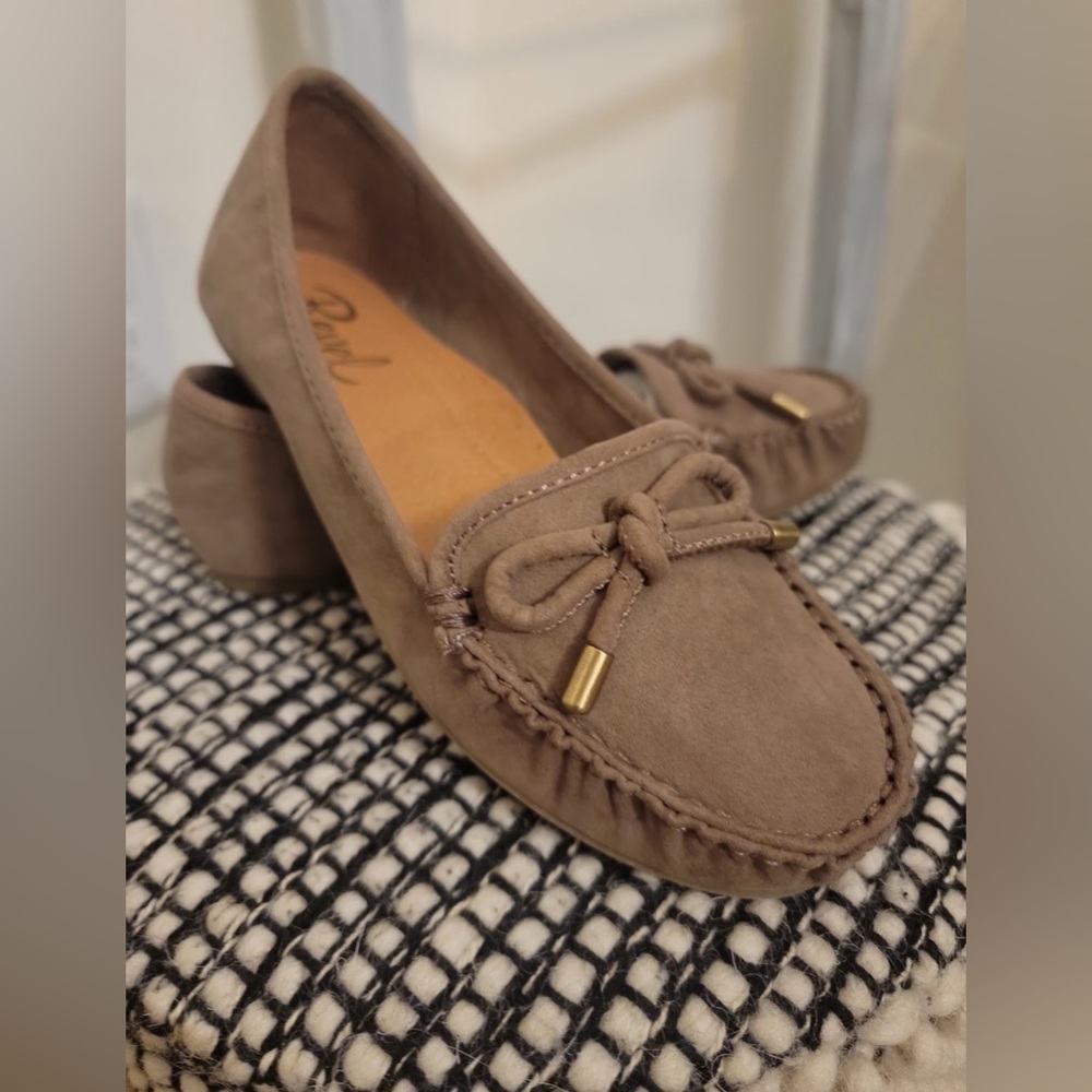 New- Moccasin Loafers with Bow Detail- Kids
